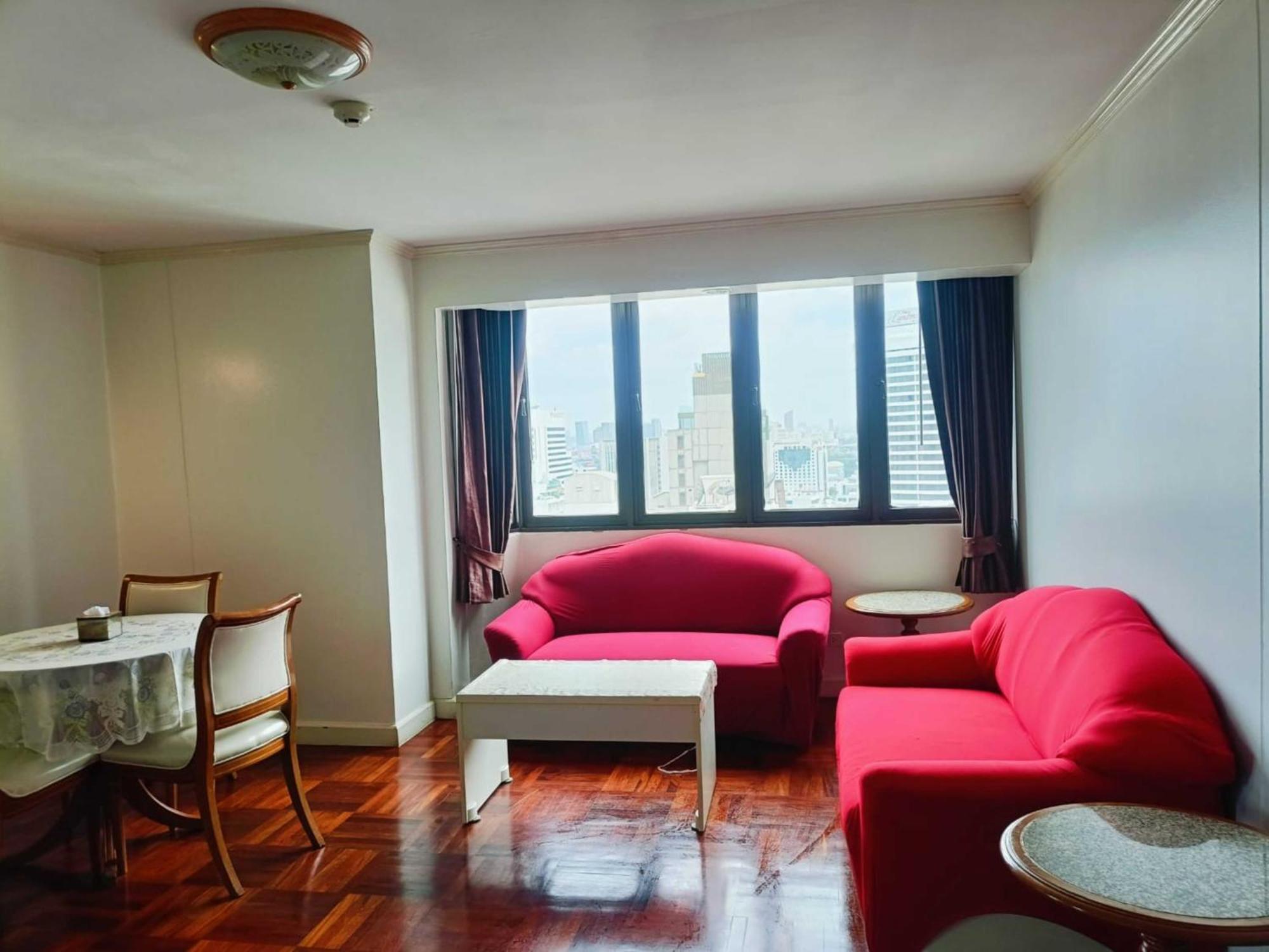 Affordable Serviced Apartments In Nana Omni Tower - Prime Sukhumvit Location กรุงเทพมหานคร ภายนอก รูปภาพ