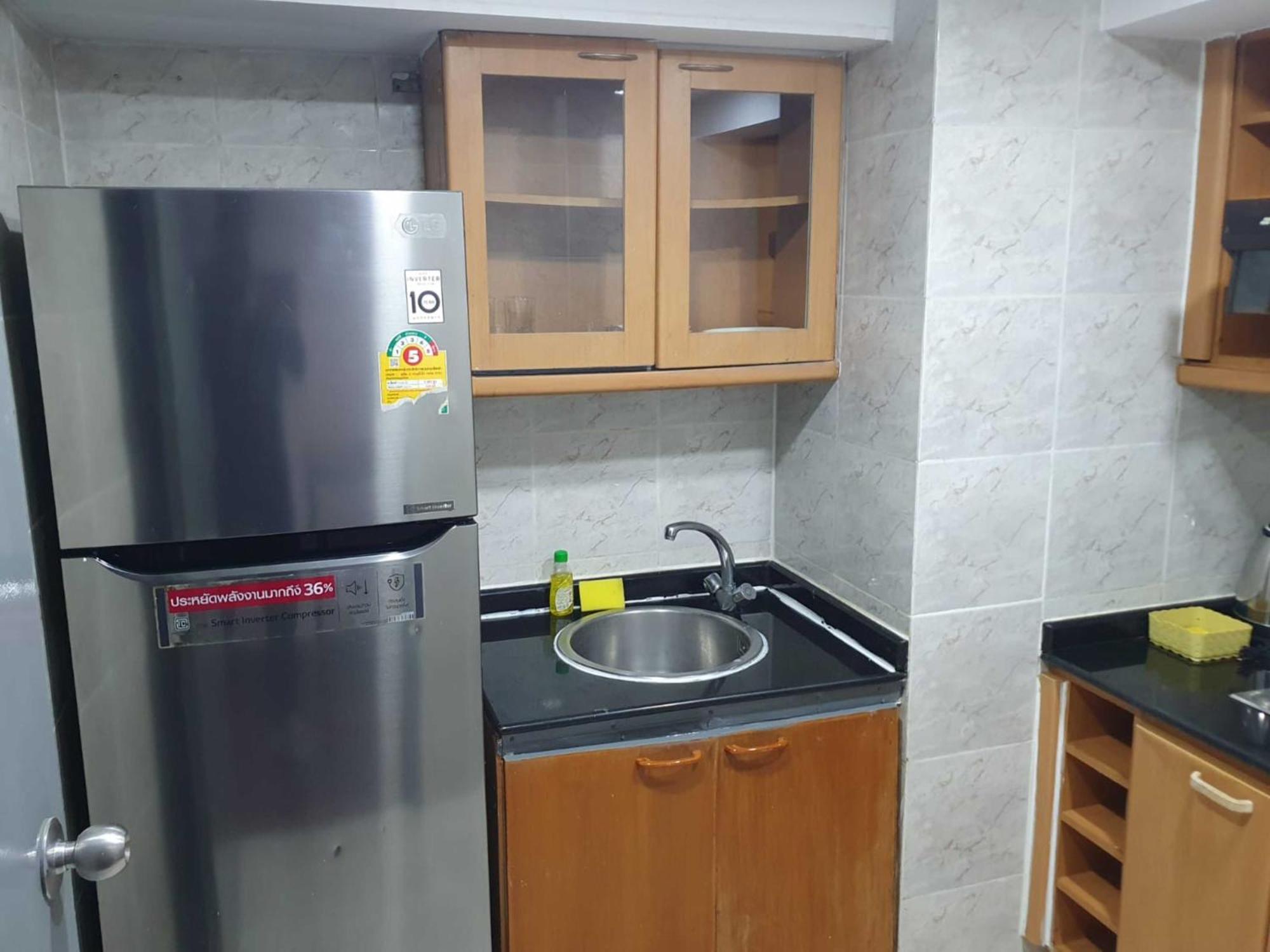 Affordable Serviced Apartments In Nana Omni Tower - Prime Sukhumvit Location กรุงเทพมหานคร ภายนอก รูปภาพ